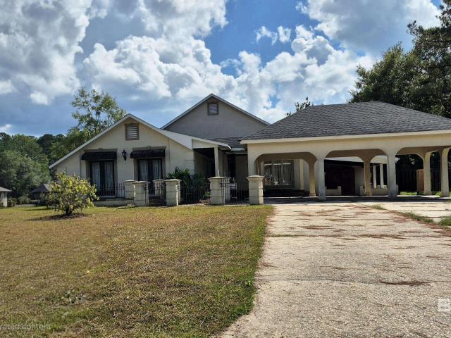 House for sale in Evergreen, Alabama