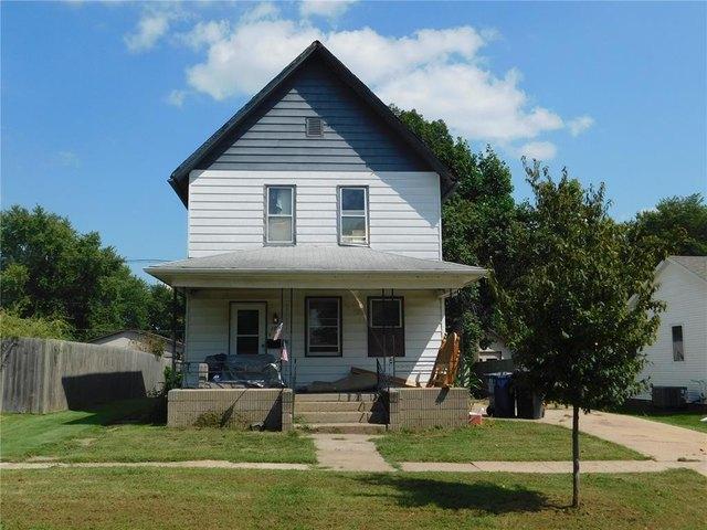 House for sale in Cedar, Iowa