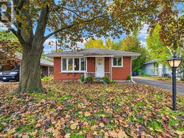 House for sale in Victoria Hills, Kitchener