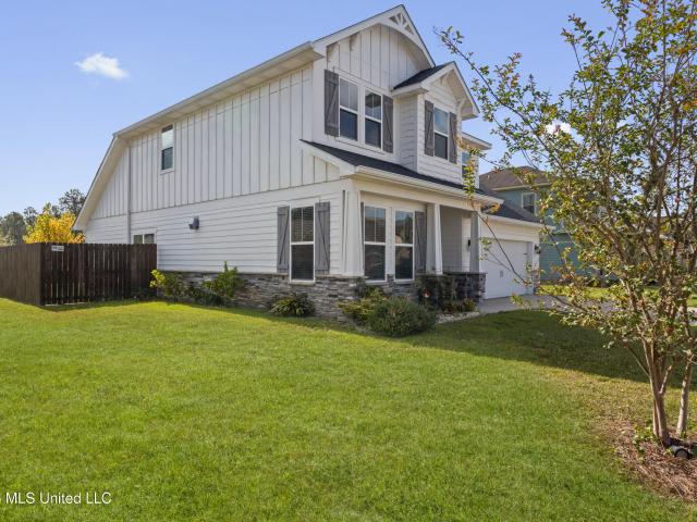 House for sale in Ocean Springs, Mississippi
