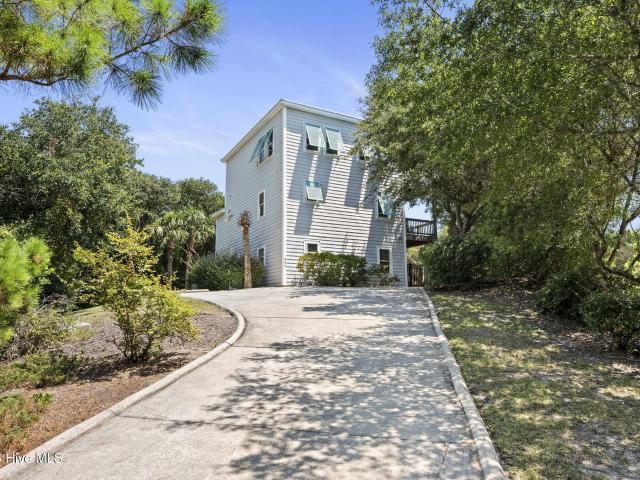 House for sale in Emerald Isle, North Carolina