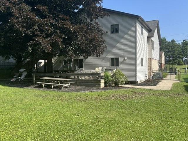 House for sale in Lyndora, Pennsylvania