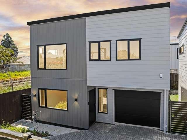 Townhouse for sale in East Tamaki