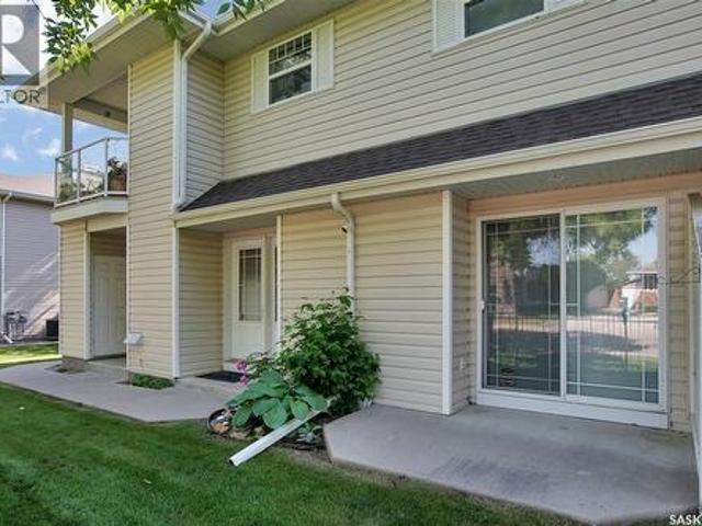 Townhouse for sale in Sutherland, Saskatoon