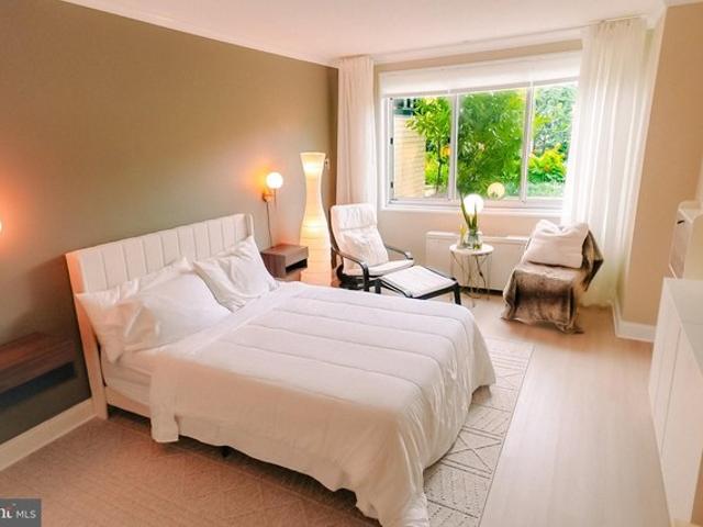 Condo for sale in Rockville, Maryland