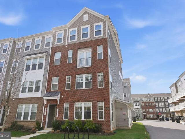 Condo for rent in Glenn Dale, Maryland