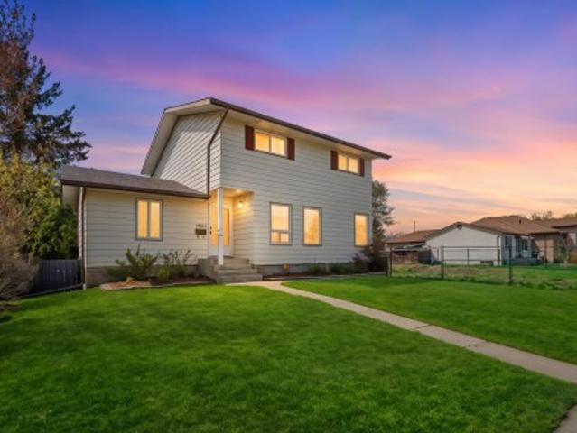 House for sale in Wedgewood, Alberta