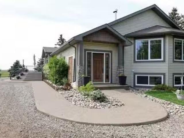 House for sale in Alberta