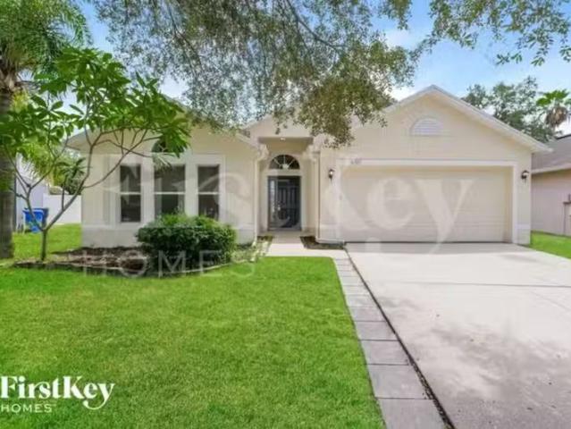House for rent in Riverview