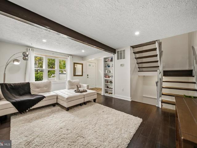 Townhouse for sale in Montgomery Village, Maryland