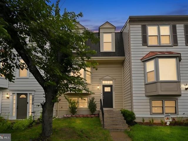 Townhouse for sale in Virginia