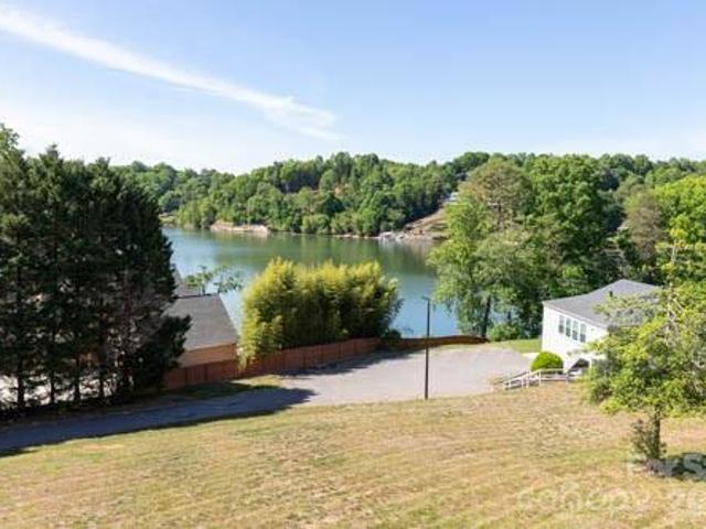 Condo for sale in Catawba, North Carolina