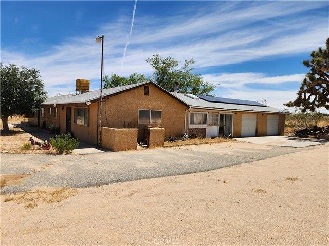 House for sale in Landers, California