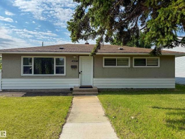 House for sale in Wedgewood, Alberta