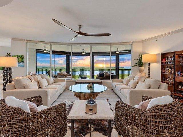 Condo for sale in Naples, Collier County