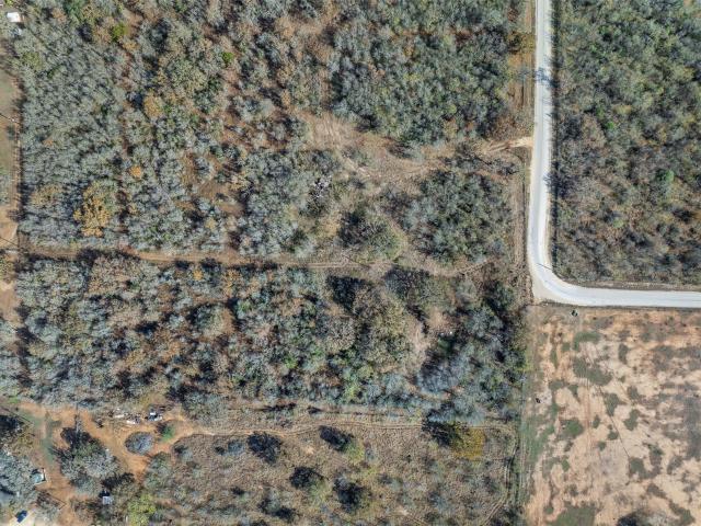 Land for sale in Luling, Texas