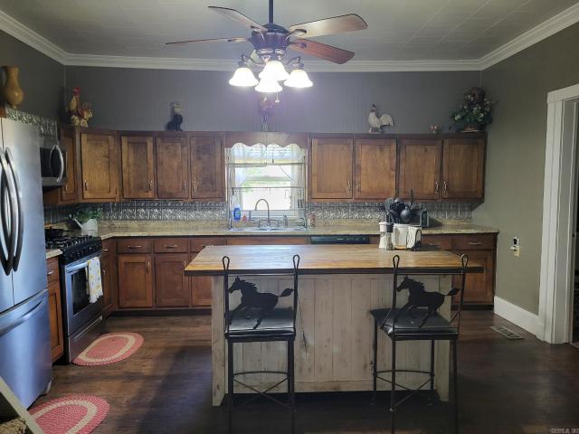 House for sale in Ark