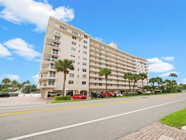 Condo for sale in Hillsboro Beach, Florida