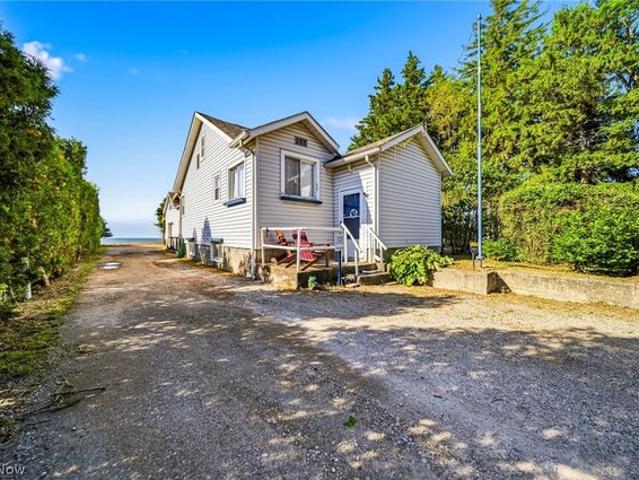 House for sale in Conneaut, Ohio