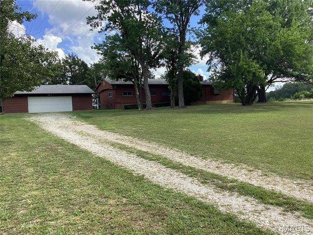 House for sale in Luebbering, Missouri