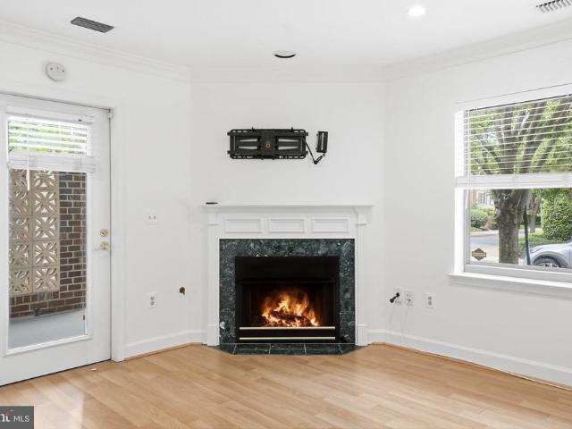 Condo for sale in Virginia