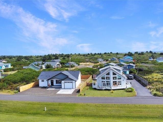 House for sale in Ocean Shores, Washington