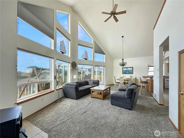 House for sale in Ocean Shores, Washington