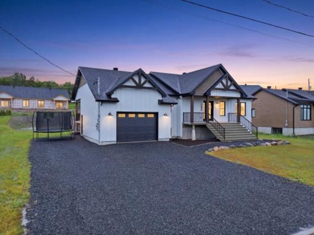 House for sale in Le Val-saint-françois, Quebec