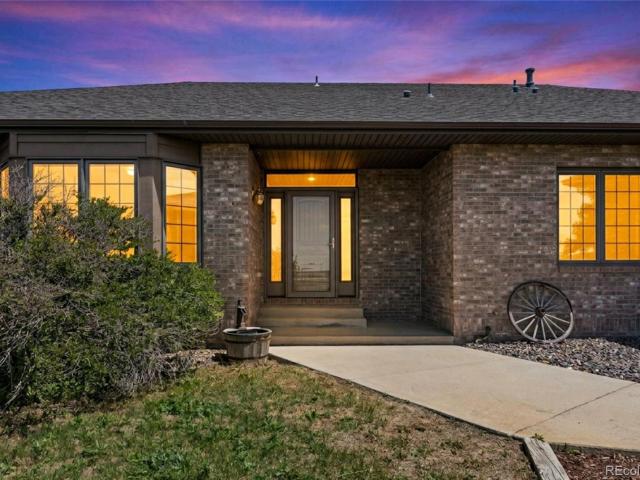 House for sale in Arapahoe, Colorado