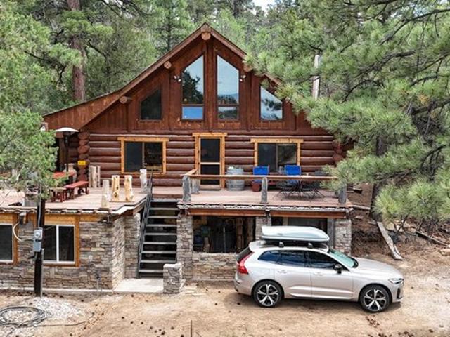 House for sale in Regina, New Mexico
