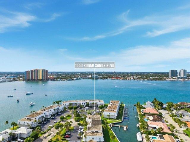 Condo for sale in Riviera Beach, Florida