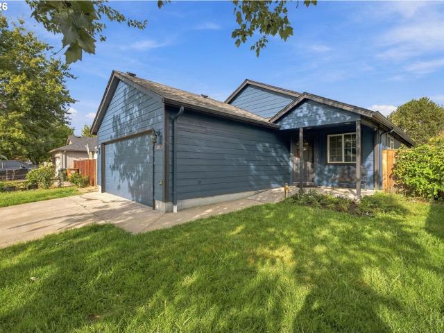 House for sale in Junction City, Lane County