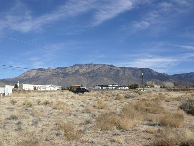 Land for sale in Albuquerque, Bernalillo County