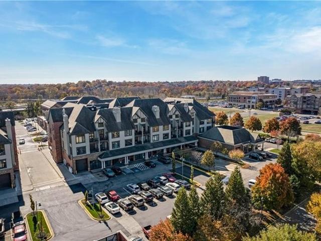Condo for sale in Kansas