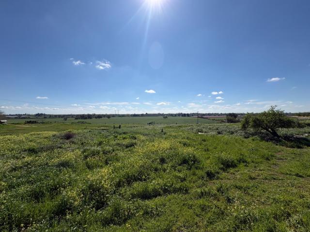 Land for sale in Livingston, California