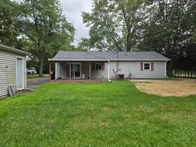 House for sale in Crown Point, Indiana