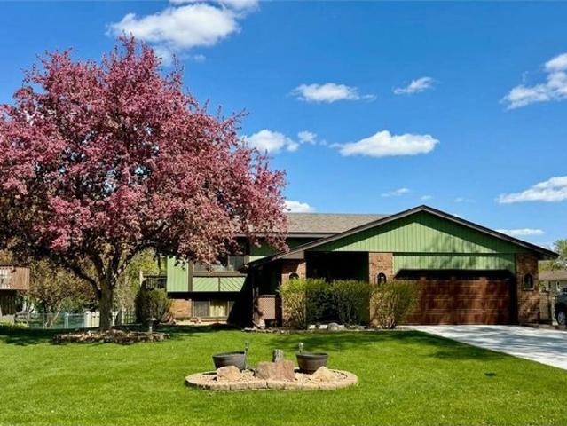 House for sale in Circle Pines, Minnesota