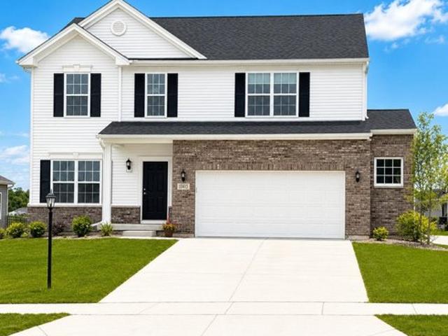 House for sale in Crown Point, Indiana