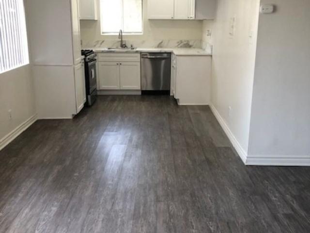 Apartment for rent in Downey, California