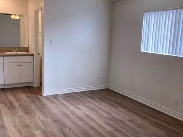 Apartment for rent in Downey, California