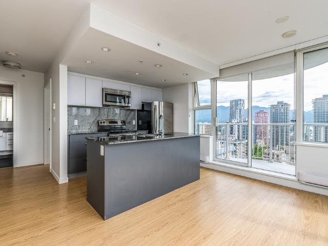 Apartment for rent in Davie Village, Vancouver