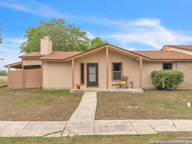Condo for sale in Seguin