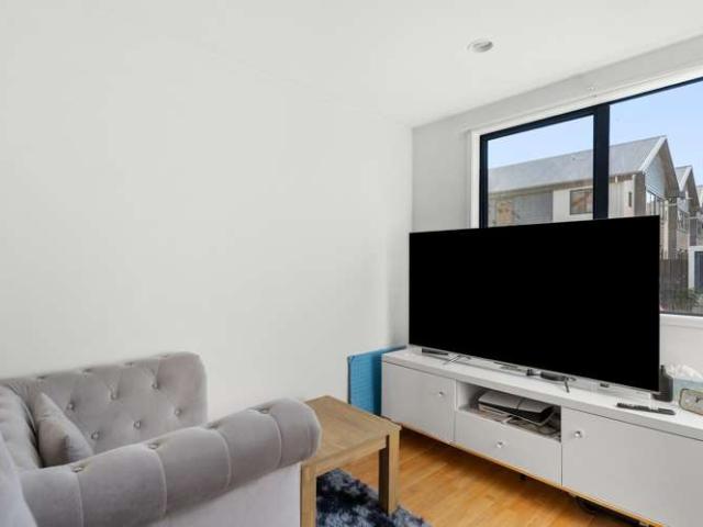 Townhouse for sale in Mount Wellington