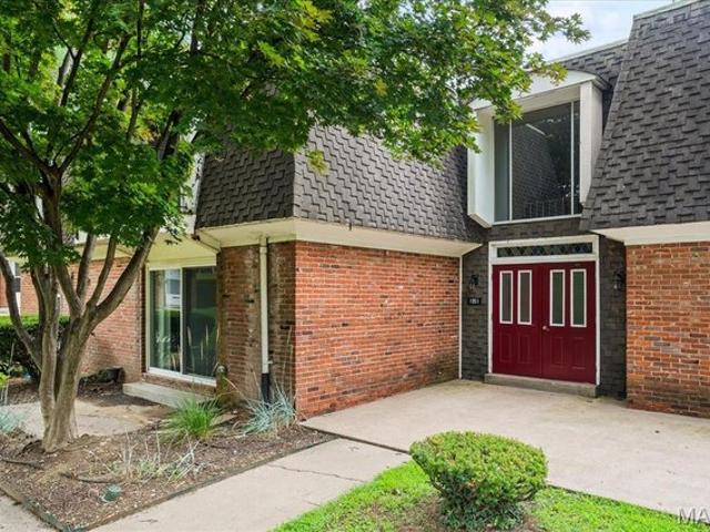 Condo for sale in Collinsville, Illinois
