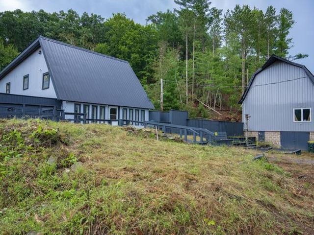 House for sale in Juneau, Wisconsin
