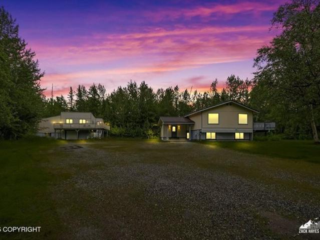 House for sale in Palmer