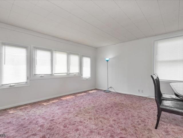 House for sale in Elizabeth, New Jersey