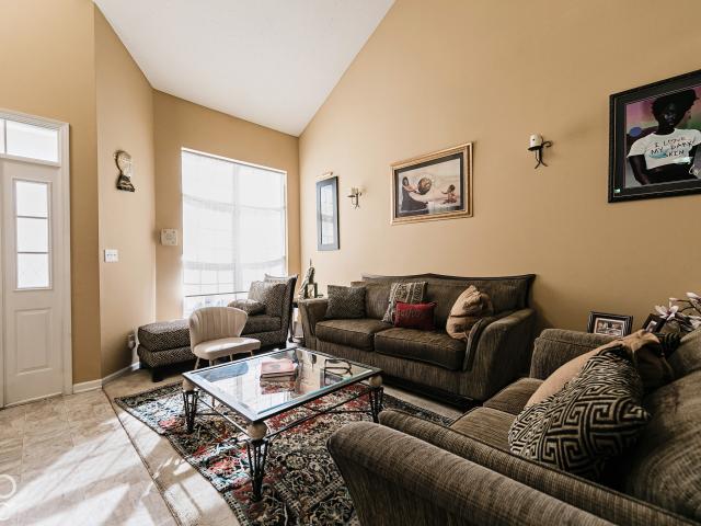 House for sale in Kesington Farms, Lawrence