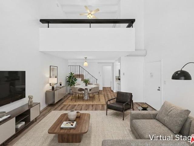 Condo for sale in Canoga Park, California
