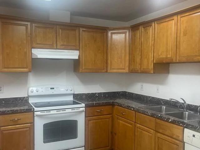 Townhouse for sale in Glenn Dale, Prince George's County